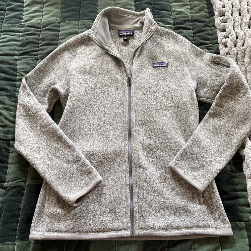 Patagonia Gray and Cream Fleece Jacket